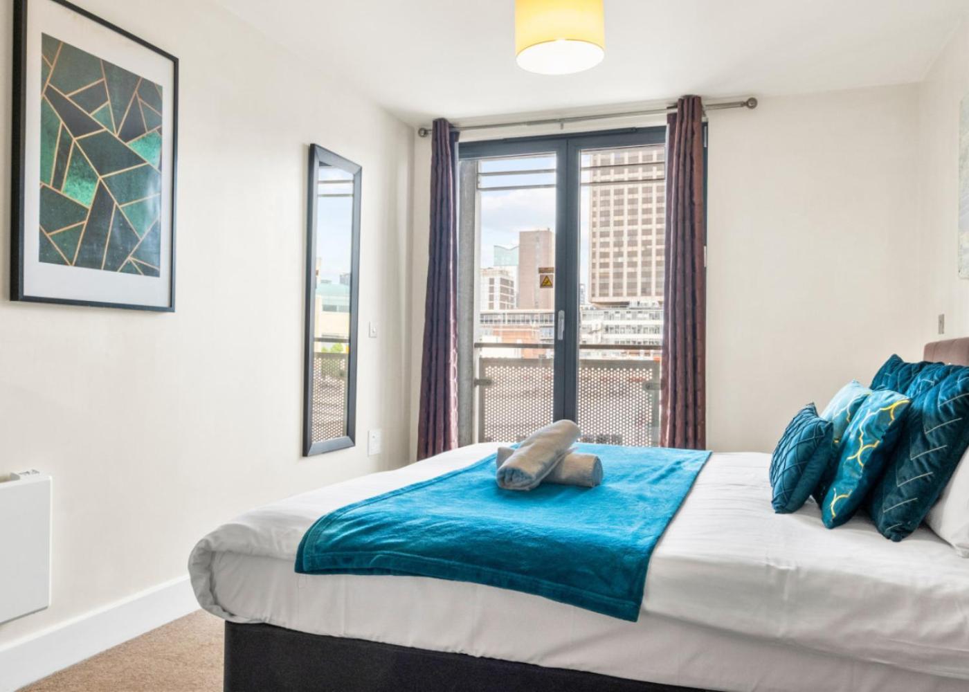 Chinatown - One Bed - Balcony - Secure Parking - Fast Wifi - Birmingham City Centre - 49A エクステリア 写真